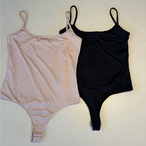CLYQUE THE LABEL Set of Two Bodysuits in Black and Nude